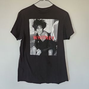🌸Black Whitney Houston tee Size M